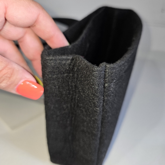 Burberry Giant Check & Leather Note  Crossbody bag Birch Brown with Reciept - Picture 12 of 13